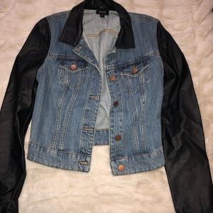Denim / leather sleeve jacket